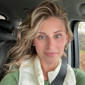 Meet your Posher, Jana